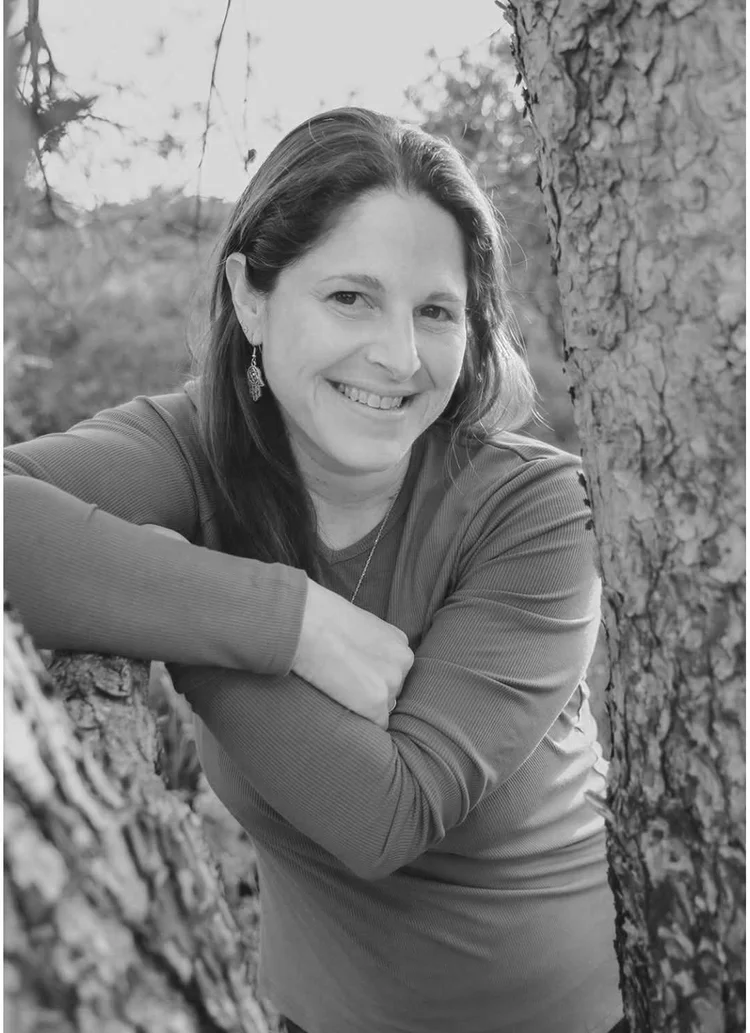 Yacova Leifert, parenting coach, outdoors